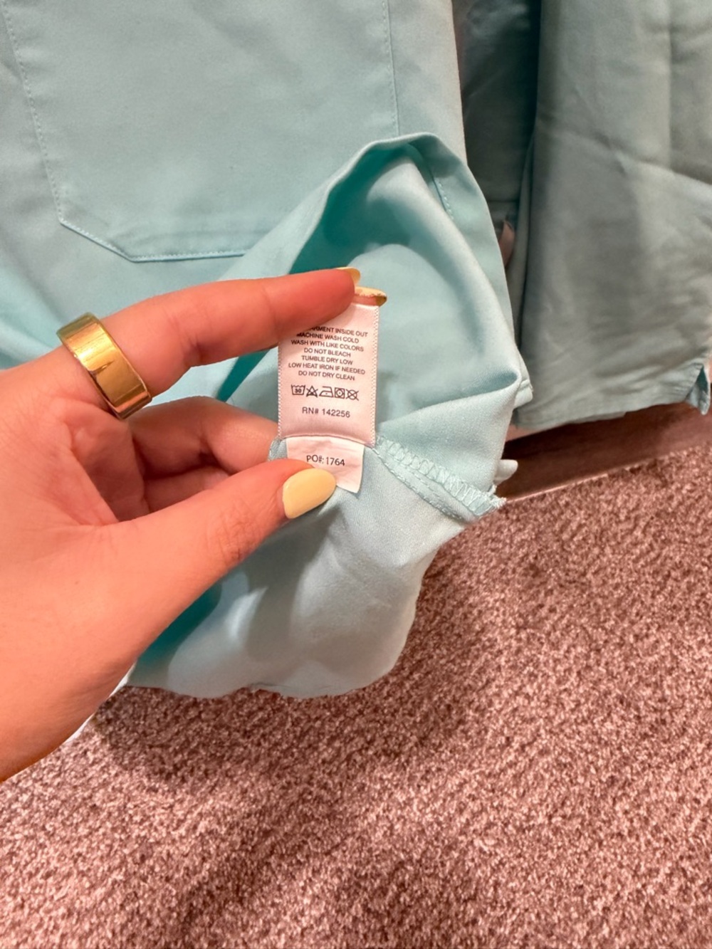 Figs Women's Scrub Set in Aqua - Picture 3 of 5